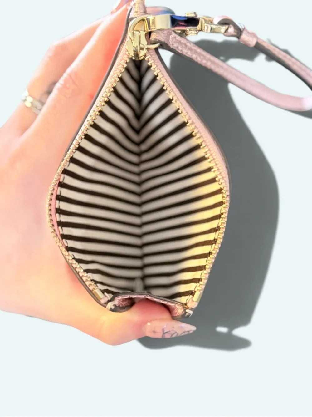henri bendel compact card